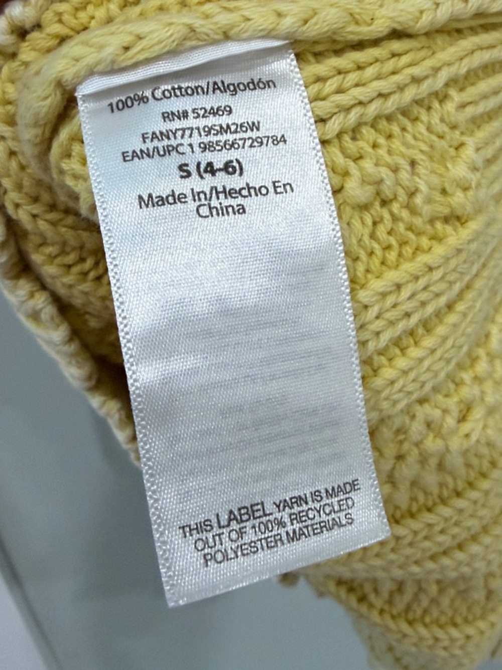 NWT Cable Knit Sleeveless Sweater Butter Yellow women’s Small Free Assembly - Picture 12 of 12